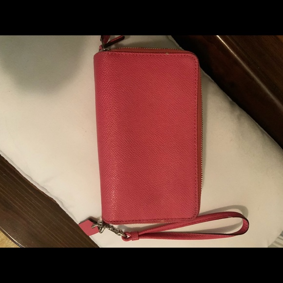Pink Coach Wristlet with Silver Hardware - Picture 4 of 4